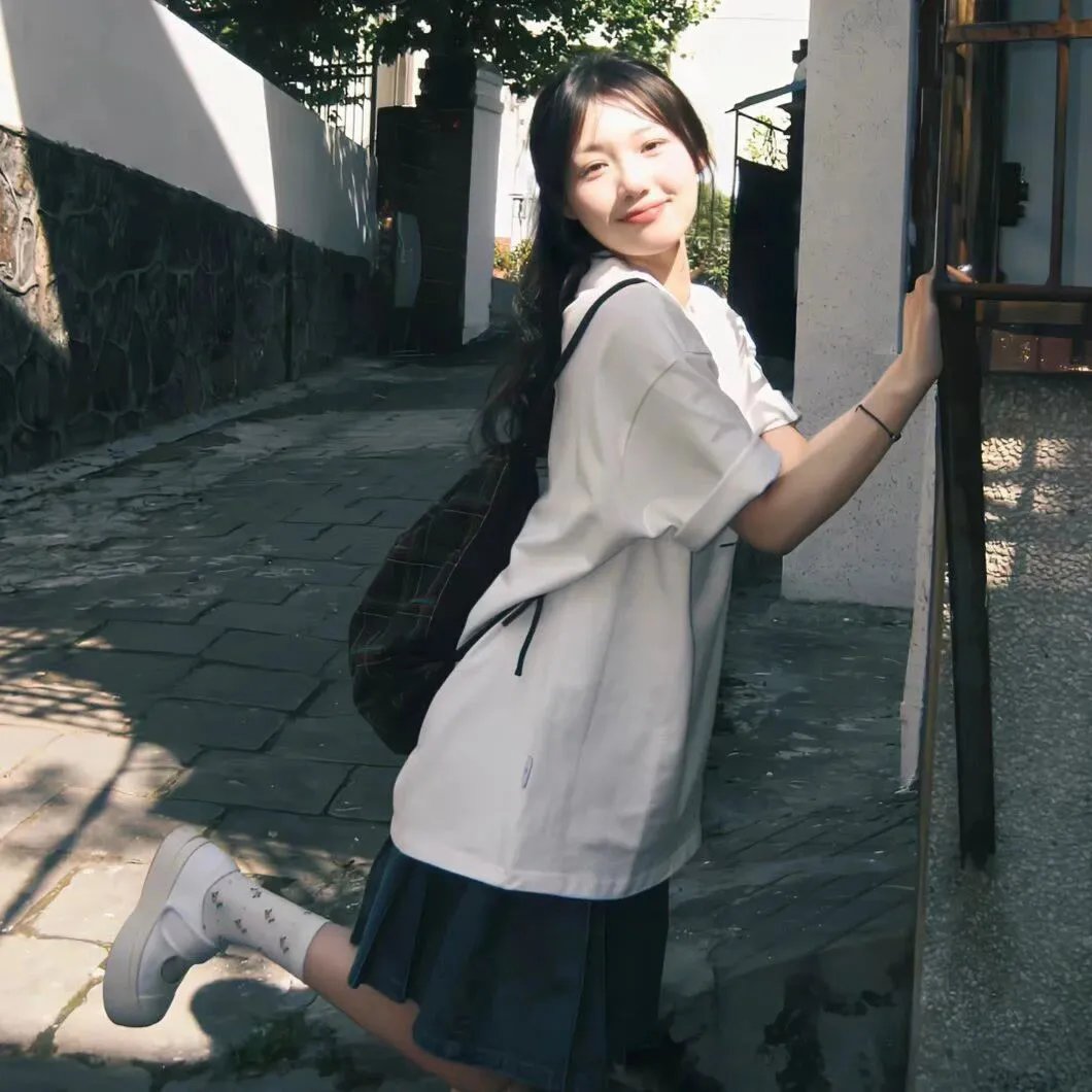 钢铁少女团