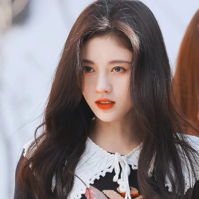 白衣侠女